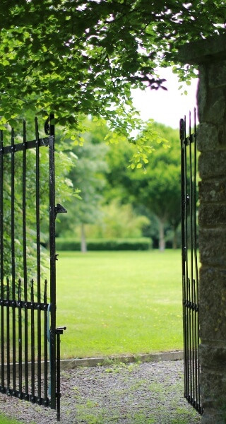 Gate www.barberstowncastle.ie_v3